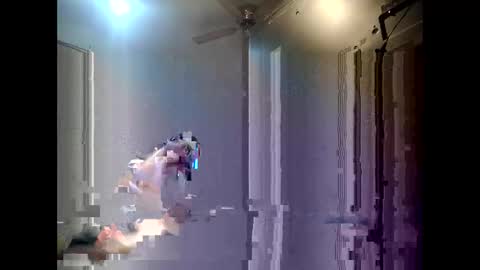 ddyme210 online show from May 13, 2026, 3:59 am