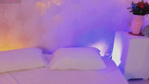 dea_athenea online show from September 28, 2025, 2:11 pm