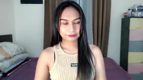 dearest_anna online show from February 25, 2026, 12:15 pm