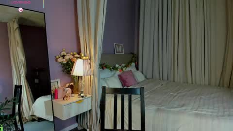 Emily GMT2 Mon 10 AM - 4 PM Wed 10 AM - 4 PM Thu 10 AM - 4 PM Fri 10 AM - 4 PM Sat 10 AM - 4 PM online show from April 10, 2026, 5:28 pm