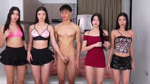 Snapshot of dears_pearlss chatting on March 13, 2026, 3:13 am Hannah - Annie - Alisson online show from March 13, 2026, 3:13 am