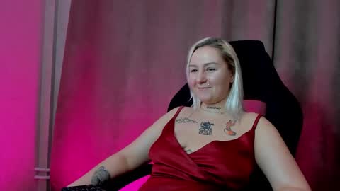 Debbie Mon Tue Fri Sun Sat GMT 3 1000am - 0400pm  online show from December 25, 2024, 6:09 pm