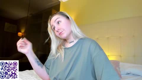 Debbie Mon Tue Fri Sun Sat GMT 3 1000am - 0400pm  online show from November 15, 2025, 5:20 pm