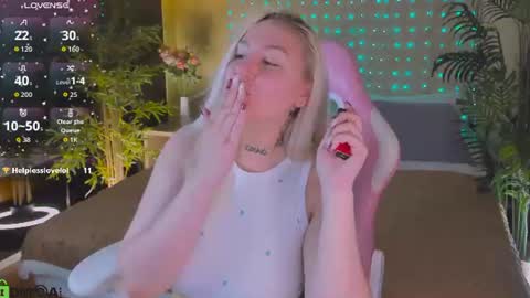 Snapshot of debbie_taylor chatting on June 16, 2026, 5:48 pm Debbie Mon Tue Fri Sun Sat GMT 3 1000am - 0400pm online show from June 16, 2026, 5:48 pm
