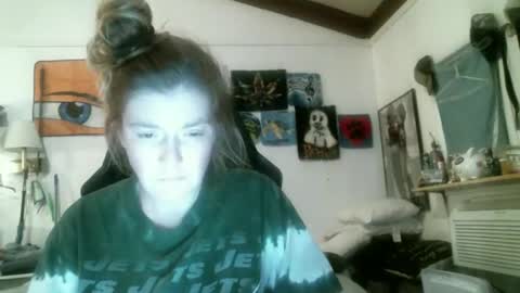 DEBBIE online show from November 14, 2025, 1:48 am