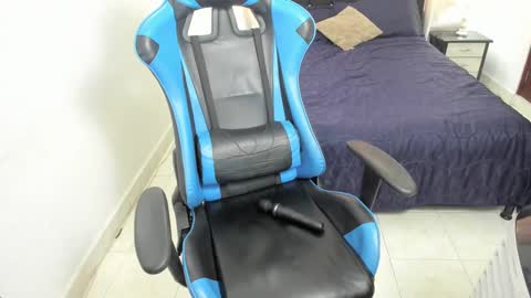  Dbora  online show from January 27, 2025, 7:56 pm