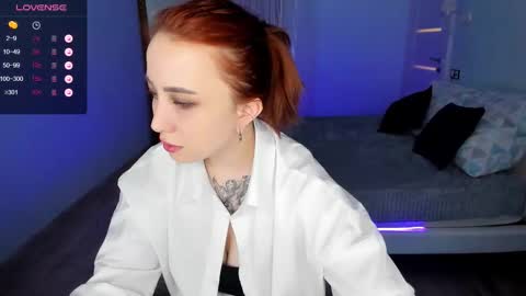 Debora online show from February 11, 2025, 8:58 am