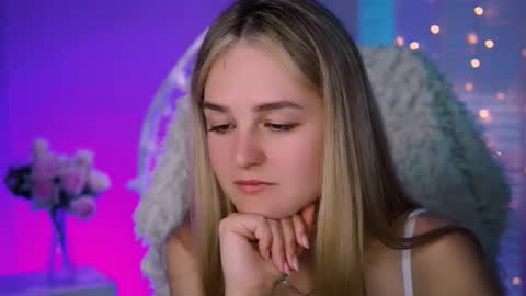 Debora online show from September 11, 2025, 4:12 am