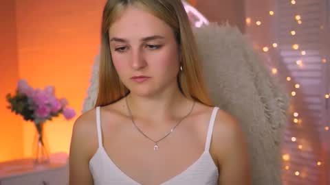 Debora online show from September 21, 2025, 6:48 am