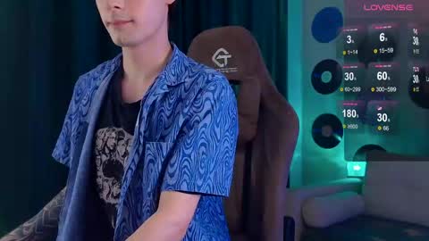 Samuel online show from April 17, 2026, 8:12 pm