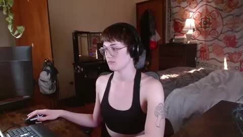 Snapshot of decemberholiday chatting on July 27, 2026, 11:56 pm decemberholiday online show from July 27, 2026, 11:56 pm
