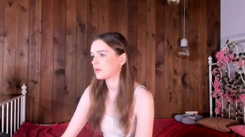 Annie online show from November 8, 2025, 7:01 pm