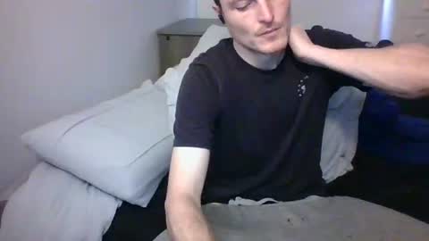 Dee4dayz online show from November 1, 2025, 4:42 pm