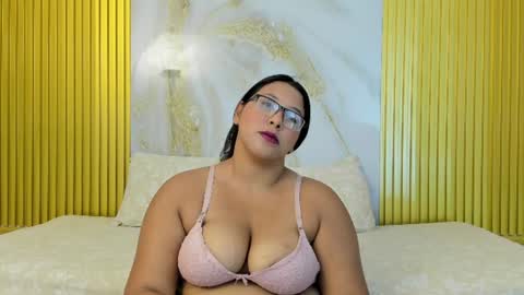 deepandcurvy online show from July 2, 2026, 12:22 pm
