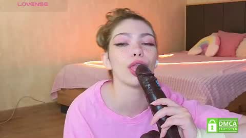 Snapshot of deepcums_ chatting on July 10, 2026, 8:50 am Sophie online show from July 10, 2026, 8:50 am