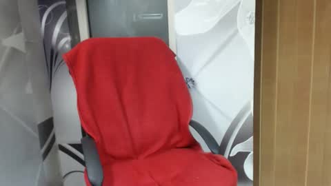 hi guys i m a cute milf i m here for good time and nice people pls be respectfool and enjoy me online show from February 14, 2026, 3:14 am