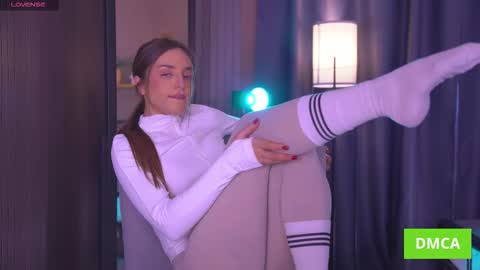 Snapshot of deeptalkss_ chatting on January 12, 2026, 8:41 am Eva online show from January 12, 2026, 8:41 am