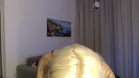 Snapshot of deewhitee chatting on July 1, 2026, 7:13 pm Jenna online show from July 1, 2026, 7:13 pm