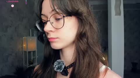 Amy online show from December 17, 2025, 7:09 pm