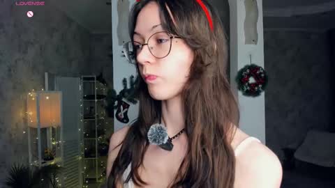 Amy online show from December 20, 2025, 7:21 pm