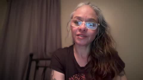 Tori online show from January 12, 2025, 7:43 am