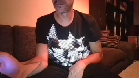 Snapshot of degrandis chatting on October 3, 2025, 10:40 pm Luka Magic online show from October 3, 2025, 10:40 pm