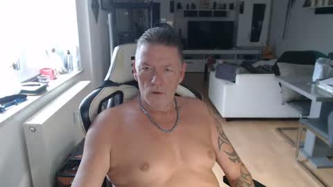 Snapshot of deinprinz2312 chatting on July 6, 2026, 5:04 am deinprinz2312 online show from July 6, 2026, 5:04 am
