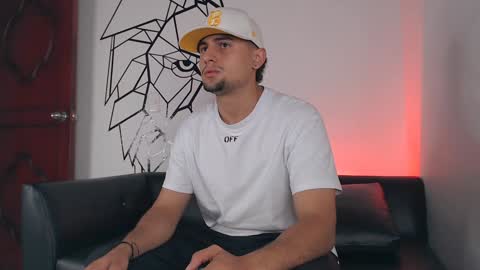  DEIVY  online show from February 5, 2025, 4:16 am