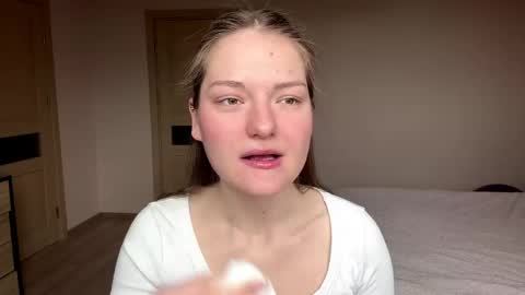 Mila online show from April 18, 2026, 8:29 am