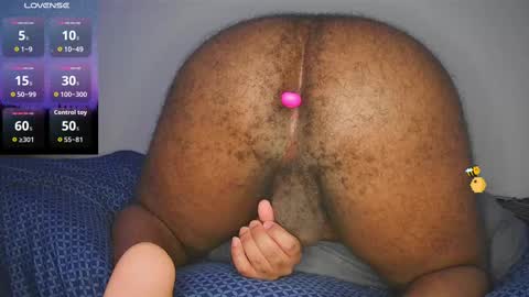 Deku  izuku3498 online show from September 17, 2025, 5:09 am