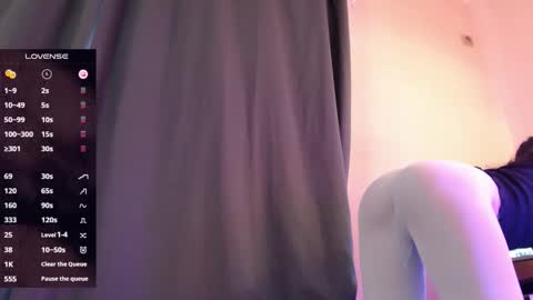 Nicole online show from January 13, 2026, 9:36 am