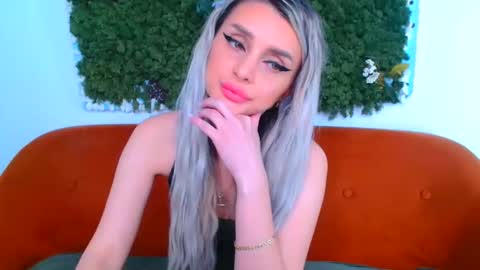 deliciaalove online show from April 21, 2026, 6:55 pm