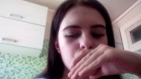 Snapshot of deliciastombaugh chatting on June 18, 2026, 9:14 am Kiki online show from June 18, 2026, 9:14 am