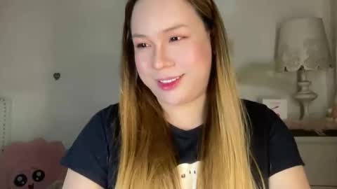 iyalicious online show from November 7, 2025, 5:57 pm