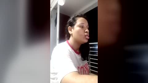 Snapshot of delicious_sarah07 chatting on June 20, 2026, 12:47 am Sarah online show from June 20, 2026, 12:47 am