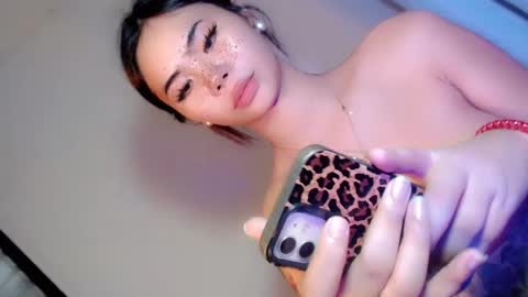 Hello your loving faye 3 online show from December 9, 2024, 8:11 am