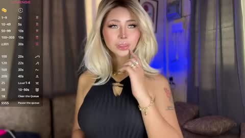 Snapshot of deliciousfaye chatting on May 11, 2026, 7:58 am Hello your loving faye 3 online show from May 11, 2026, 7:58 am