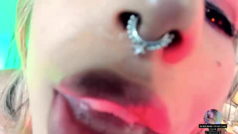 della online show from October 15, 2025, 10:32 pm