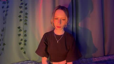 Della online show from April 9, 2026, 5:07 pm