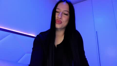 delly_love online show from March 30, 2026, 8:54 pm