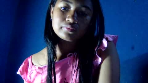 Snapshot of delorahoneyy chatting on July 18, 2026, 5:06 pm Angels online show from July 18, 2026, 5:06 pm
