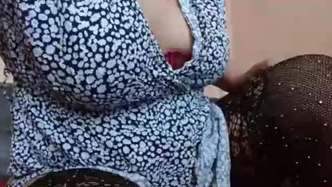 Snapshot of delphine_x chatting on March 2, 2025, 12:22 pm Delphine online show from March 2, 2025, 12:22 pm