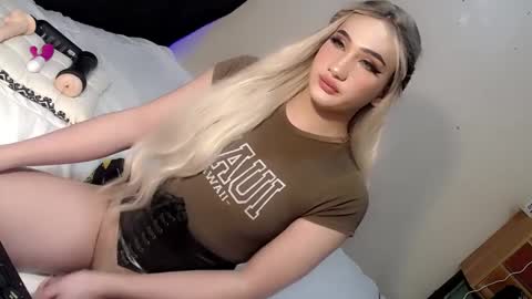 Chesca online show from December 27, 2024, 3:20 am