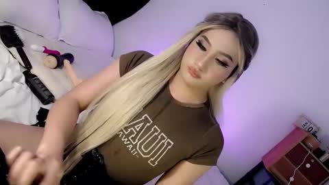 Chesca online show from January 13, 2025, 11:49 pm