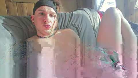 Frankie online show from March 2, 2025, 8:18 pm