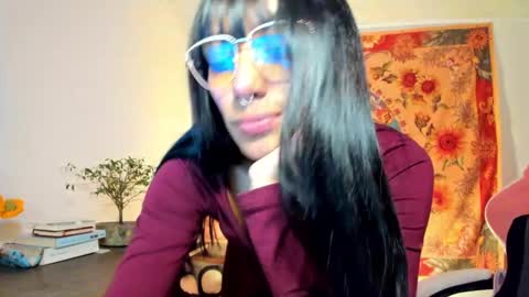 demeter__ online show from December 3, 2024, 4:47 am