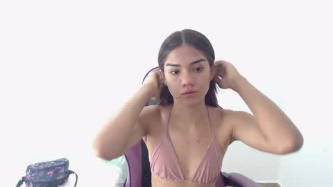 DEMI online show from March 4, 2025, 12:33 pm