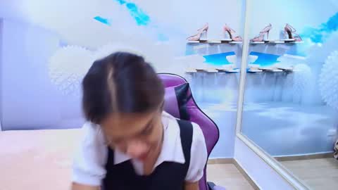 DEMI online show from March 19, 2026, 11:47 am