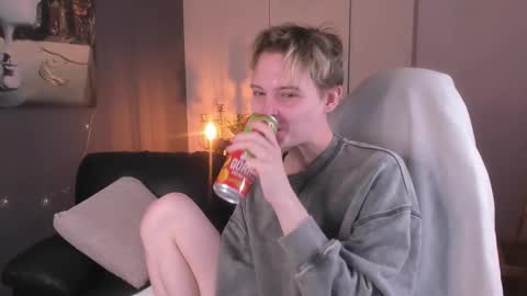 demianenglen online show from September 27, 2025, 1:27 pm