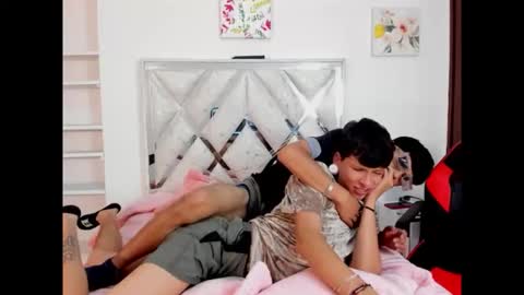 Demian and Salvatore online show from September 19, 2025, 5:57 pm